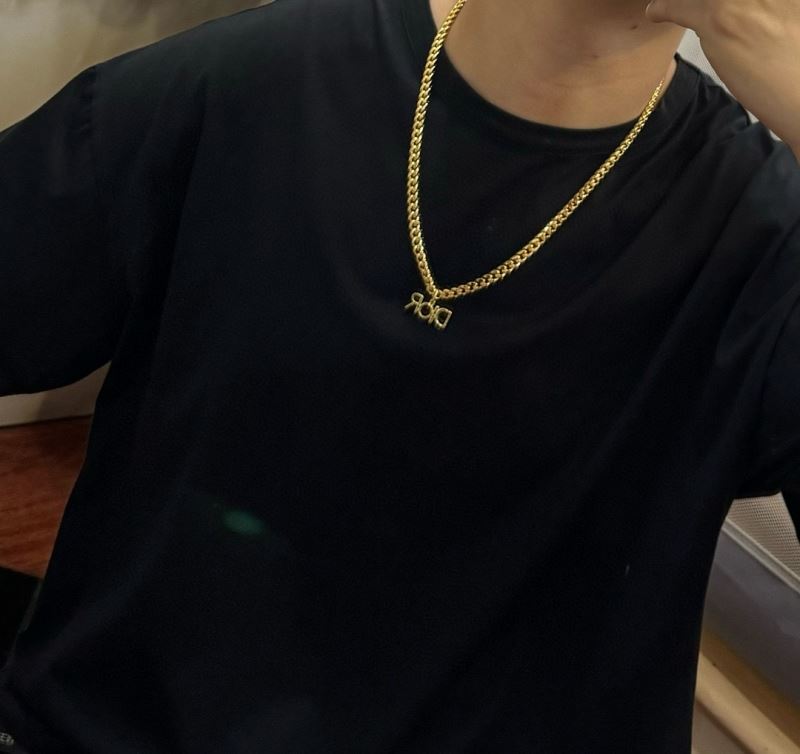 chr1st1an D10r necklaces